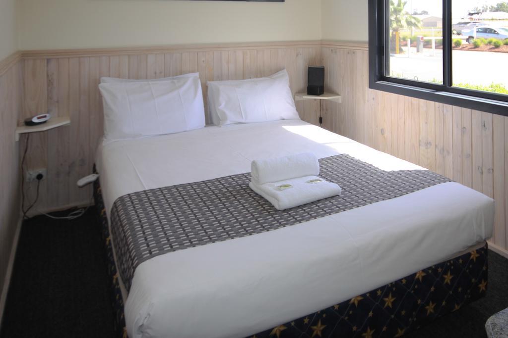 Hotel Sun Country Lifestyle Park Mulwala Habitación foto